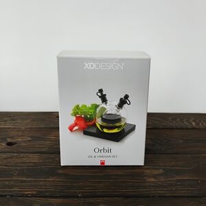 XD Design Small Glass 5-Piece Orbit Oil and Vinegar Set, Transparent